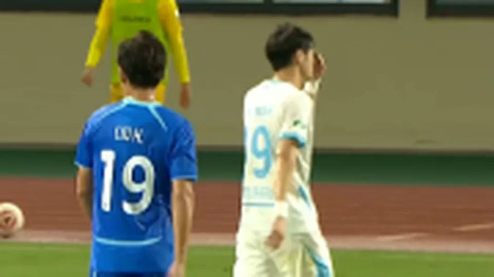 半场战报：宁波1-0佛山南狮，托莫维奇破门，庞开元头球造险