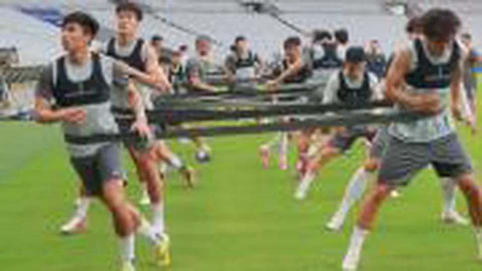 2026中超第19轮前瞻丨天津津门虎队进行赛前踩场训练