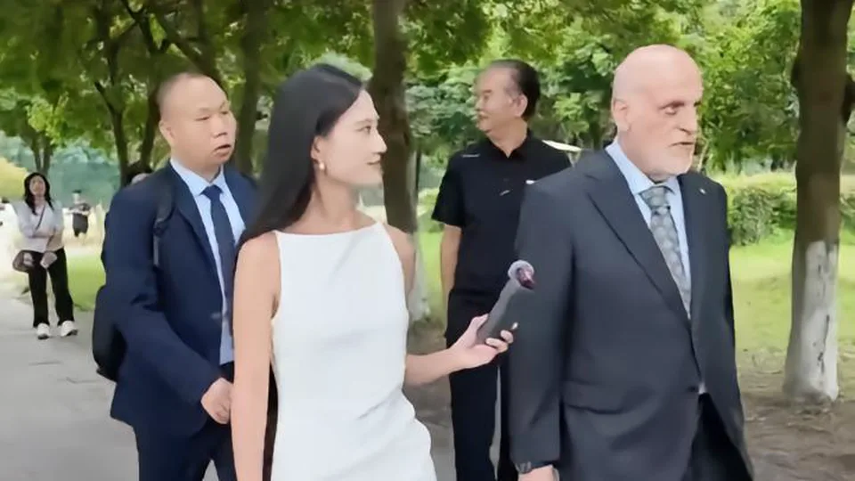 特瓦斯：成都蓉城只有一线队和B队，按欧洲标准远远不够