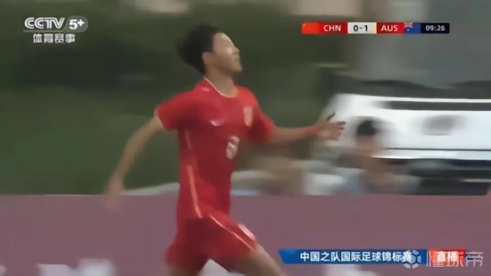 博主：16岁中国小将万项在塞尔维亚杜利亚伊足球学院完成注册