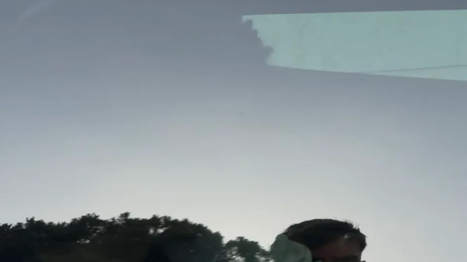 世体：阿德耶米在医院开始体检，巴萨计划让他明天训练