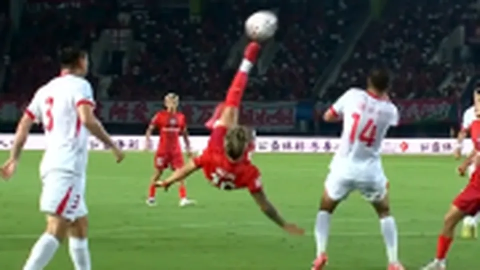 半场：河南2-0海牛，迈达纳破门，纳萨里奥世界波