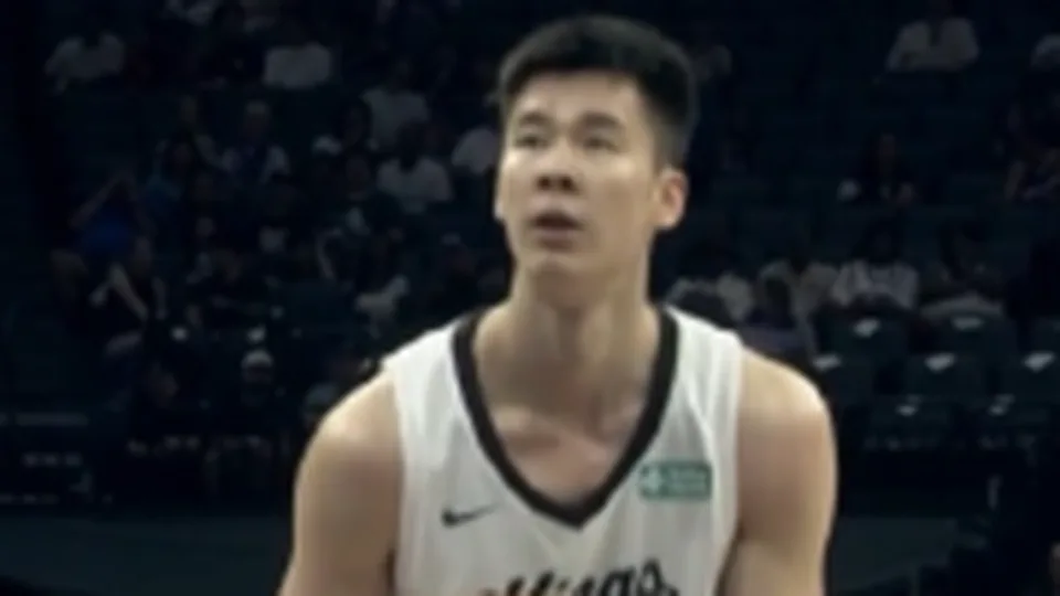 首秀拿到4分3助攻！郭昊文表现不错，韩国射手贡献11分！