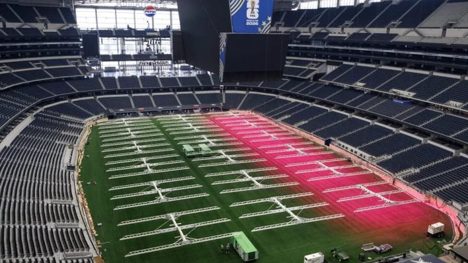 NFL球员社媒呼吁：世界杯能用天然草皮，我们也要